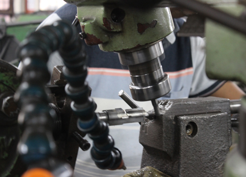 CNC 6 AXES TOOL GRINDING MACHINES