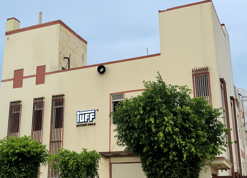 CNC 6 AXES TOOL GRINDING MACHINES